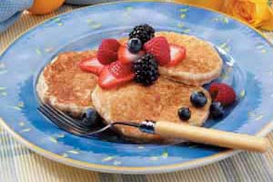Oatmeal Pancakes with Fruit