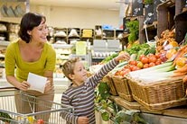 Promoting a Healthy Lifestyle for Children - Get Your Kids Involved In Grocery Shopping