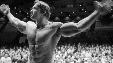 Arnold Schwarzenegger bodybuilding