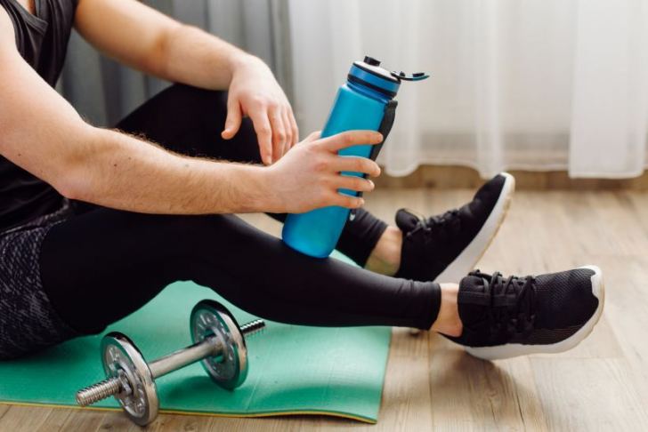 five fast and easy ways to rehydrate your body askthetrainercom