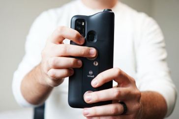 Vmed Health Monitoring Smartphone Case