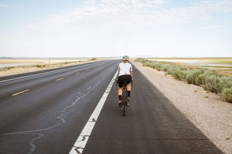 How to Stay Safe While Road Cycling